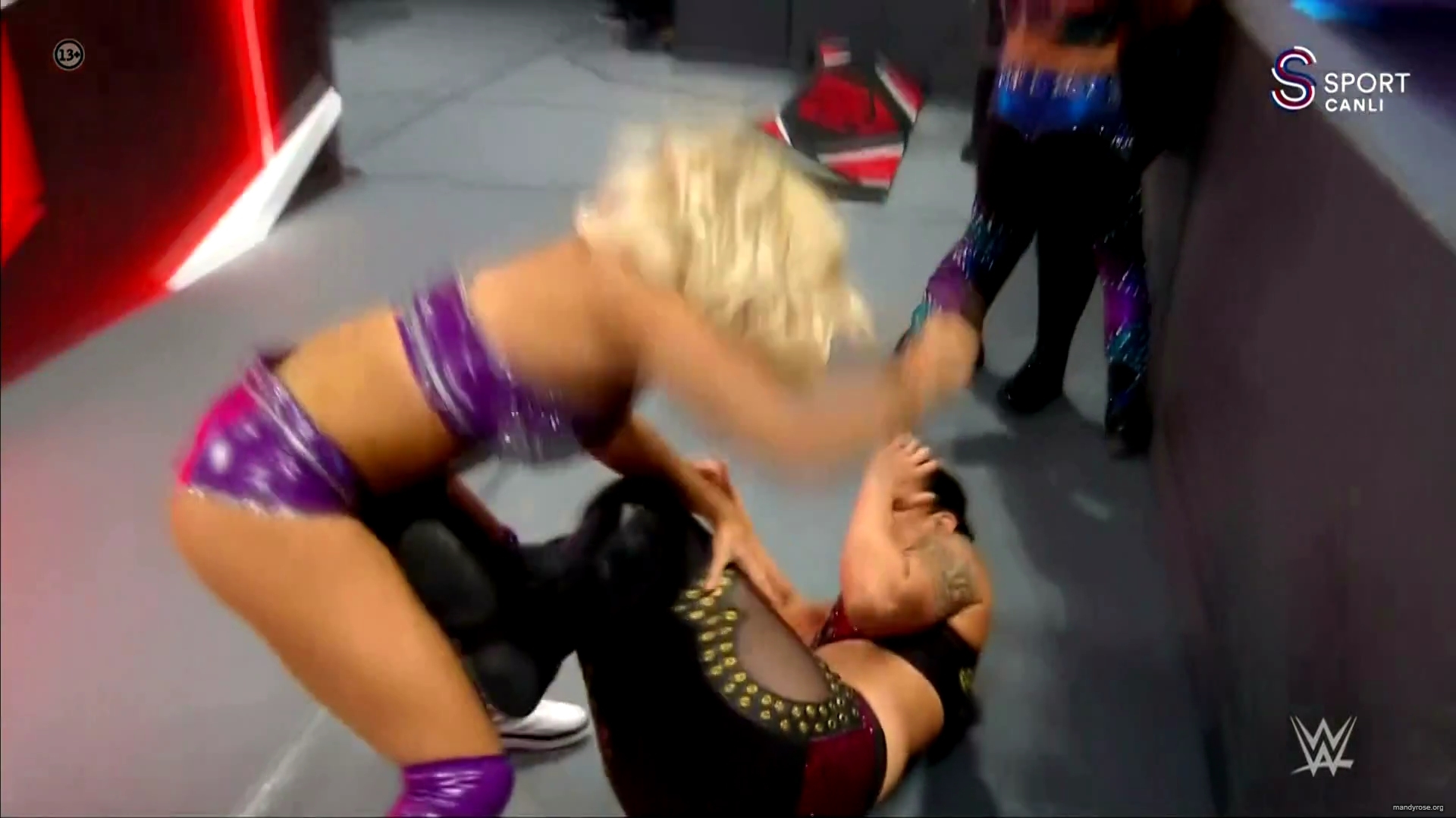 WWE_Monday_Night_Raw_2020_10_19_1080p_HDTV_x264-Star_mkv0203.jpg