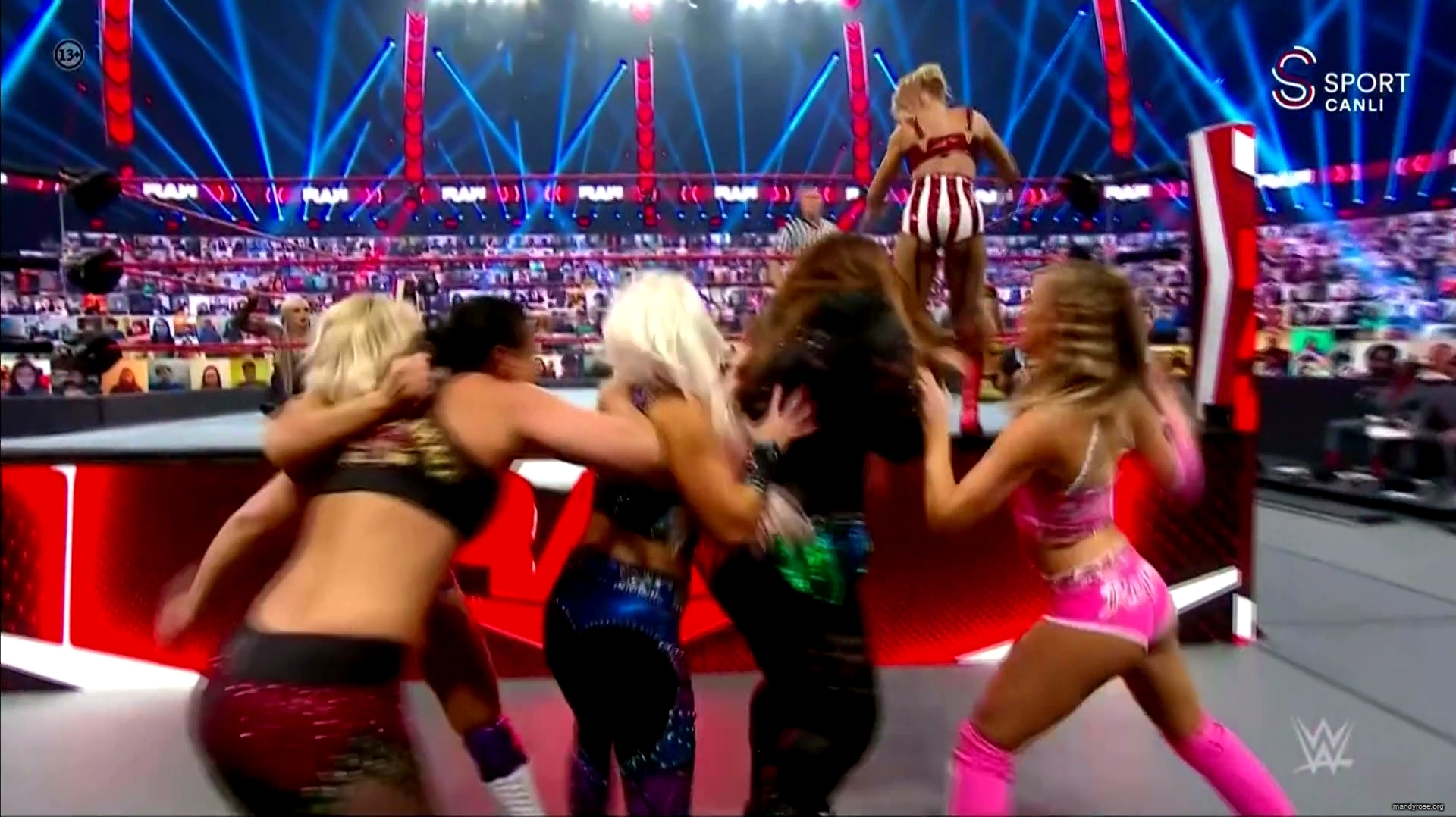 WWE_Monday_Night_Raw_2020_10_19_1080p_HDTV_x264-Star_mkv0216.jpg