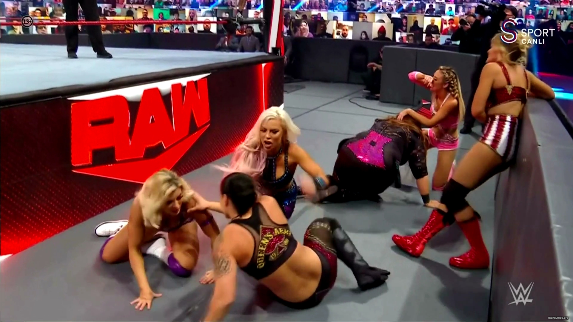 WWE_Monday_Night_Raw_2020_10_19_1080p_HDTV_x264-Star_mkv0224.jpg
