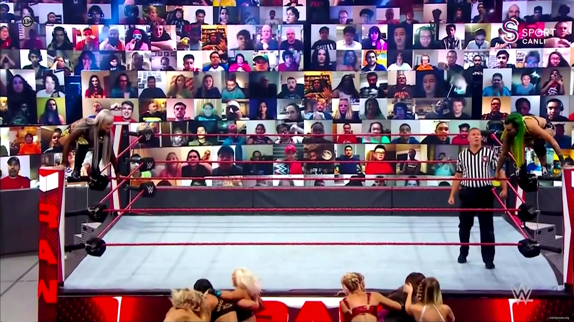 WWE_Monday_Night_Raw_2020_10_19_1080p_HDTV_x264-Star_mkv0228.jpg