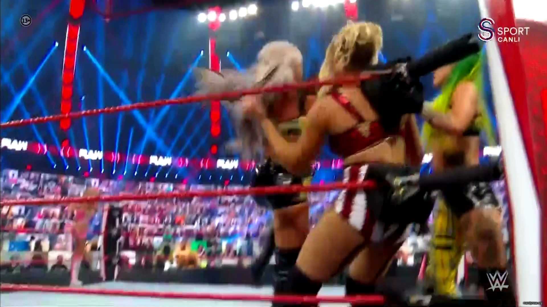 WWE_Monday_Night_Raw_2020_10_19_1080p_HDTV_x264-Star_mkv0276.jpg