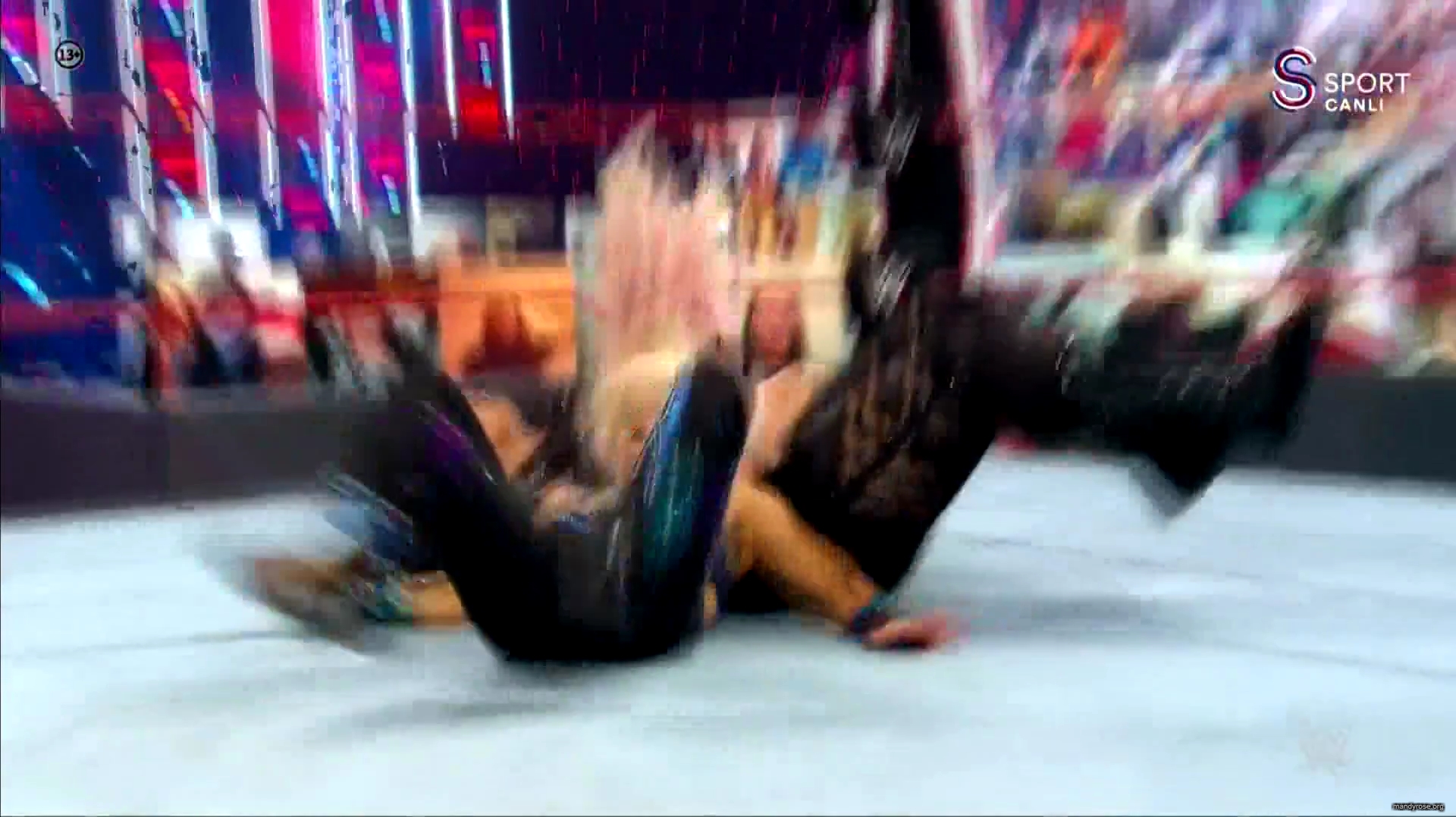 WWE_Monday_Night_Raw_2020_10_19_1080p_HDTV_x264-Star_mkv0372.jpg