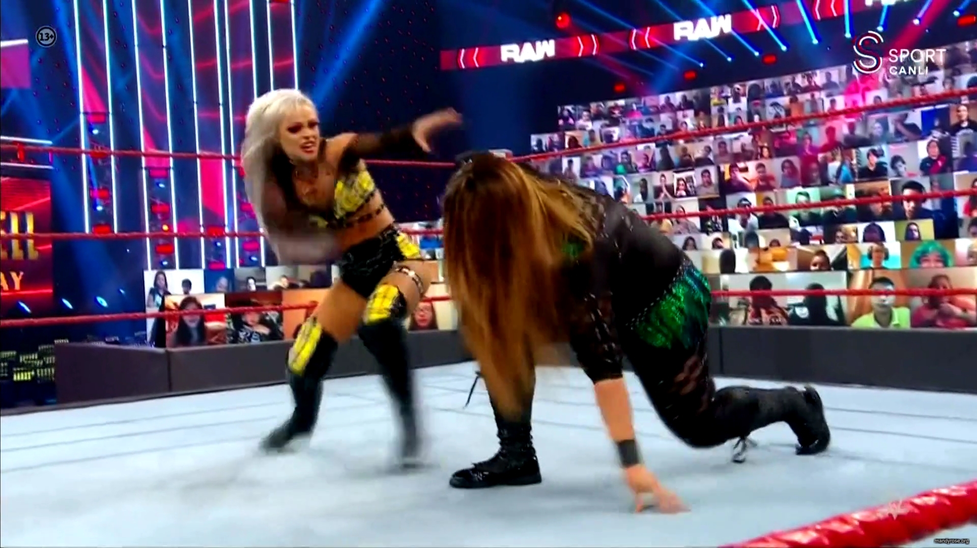 WWE_Monday_Night_Raw_2020_10_19_1080p_HDTV_x264-Star_mkv0404.jpg