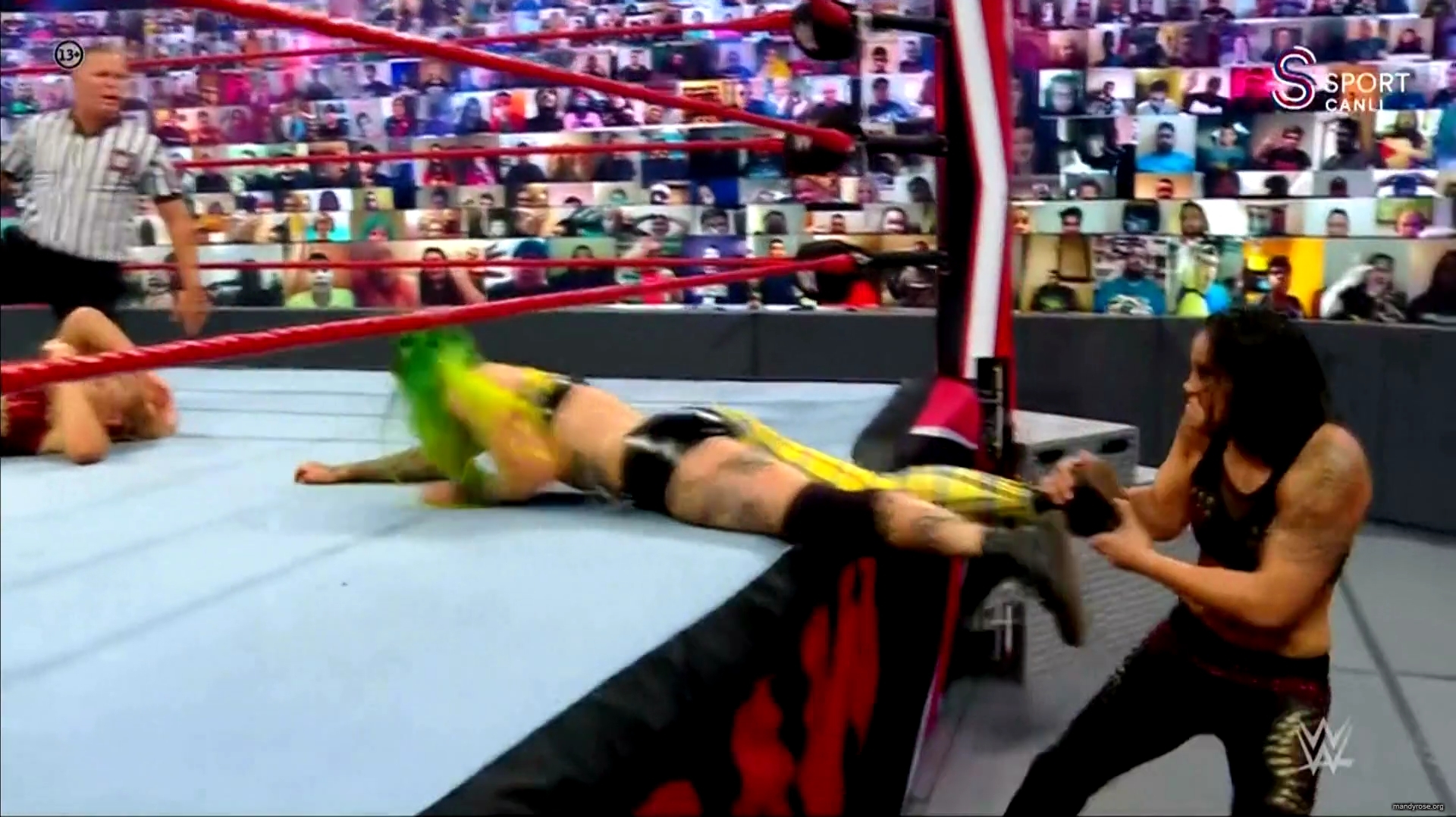 WWE_Monday_Night_Raw_2020_10_19_1080p_HDTV_x264-Star_mkv0437.jpg