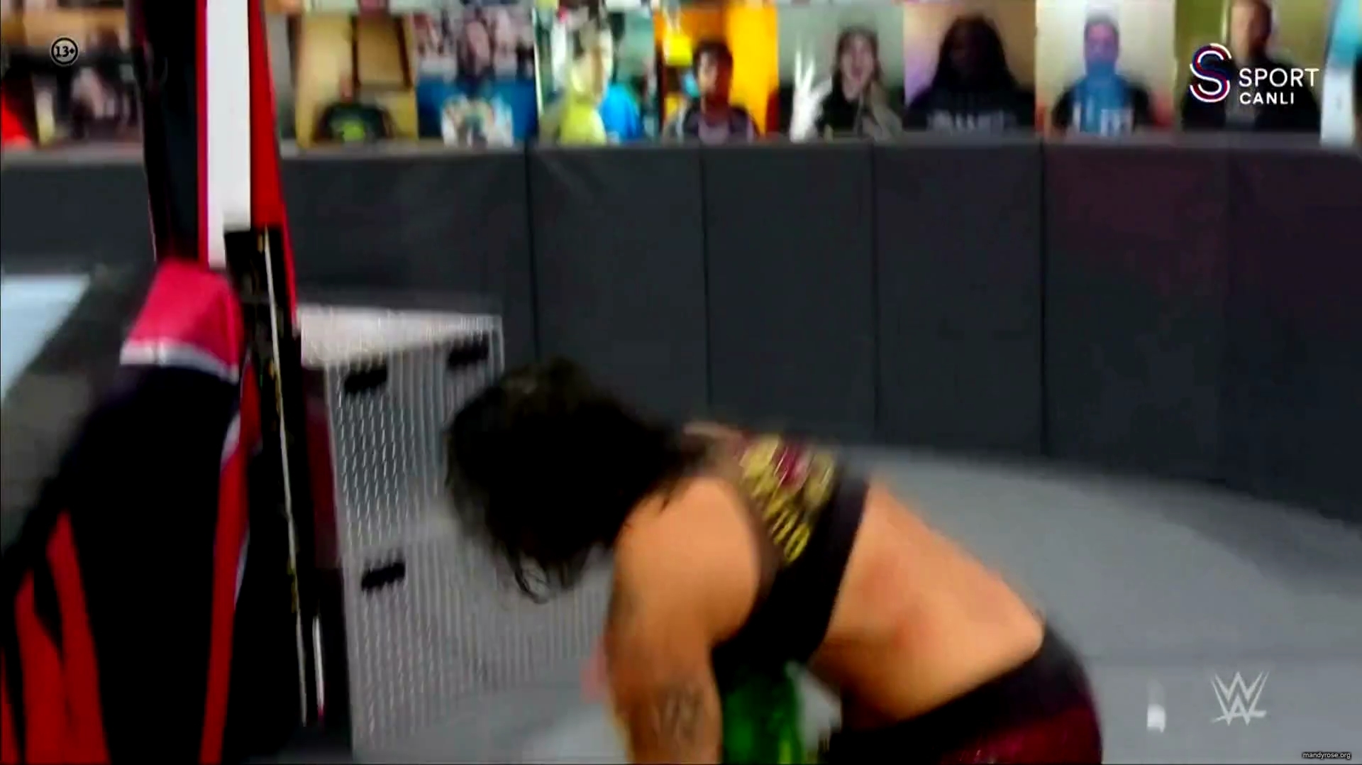 WWE_Monday_Night_Raw_2020_10_19_1080p_HDTV_x264-Star_mkv0438.jpg