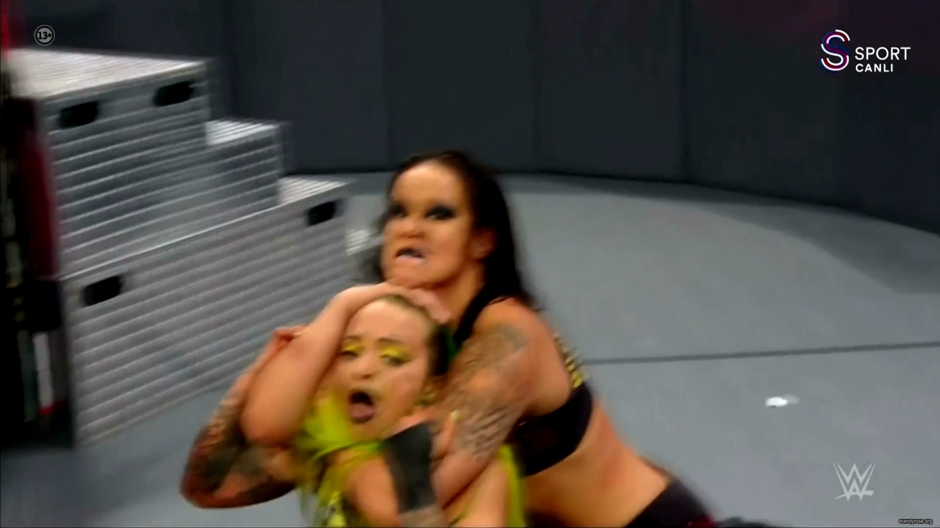 WWE_Monday_Night_Raw_2020_10_19_1080p_HDTV_x264-Star_mkv0440.jpg
