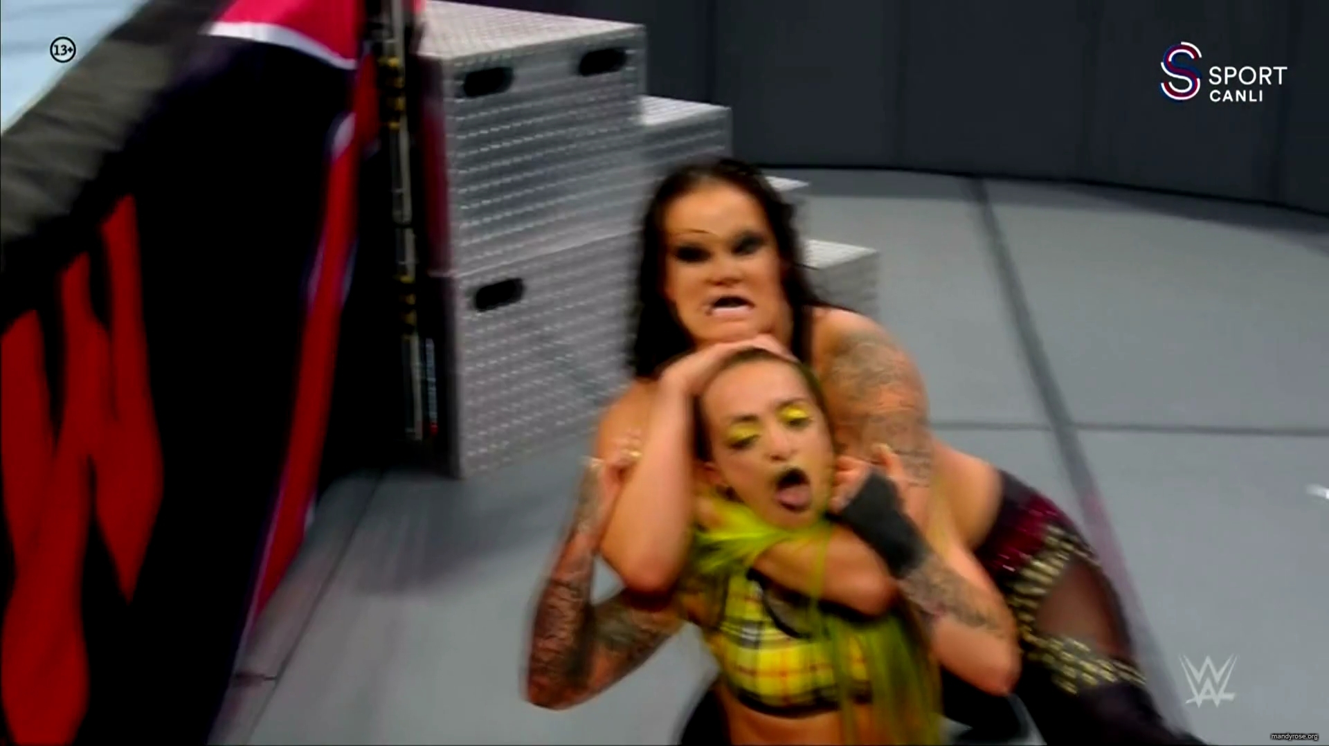 WWE_Monday_Night_Raw_2020_10_19_1080p_HDTV_x264-Star_mkv0441.jpg