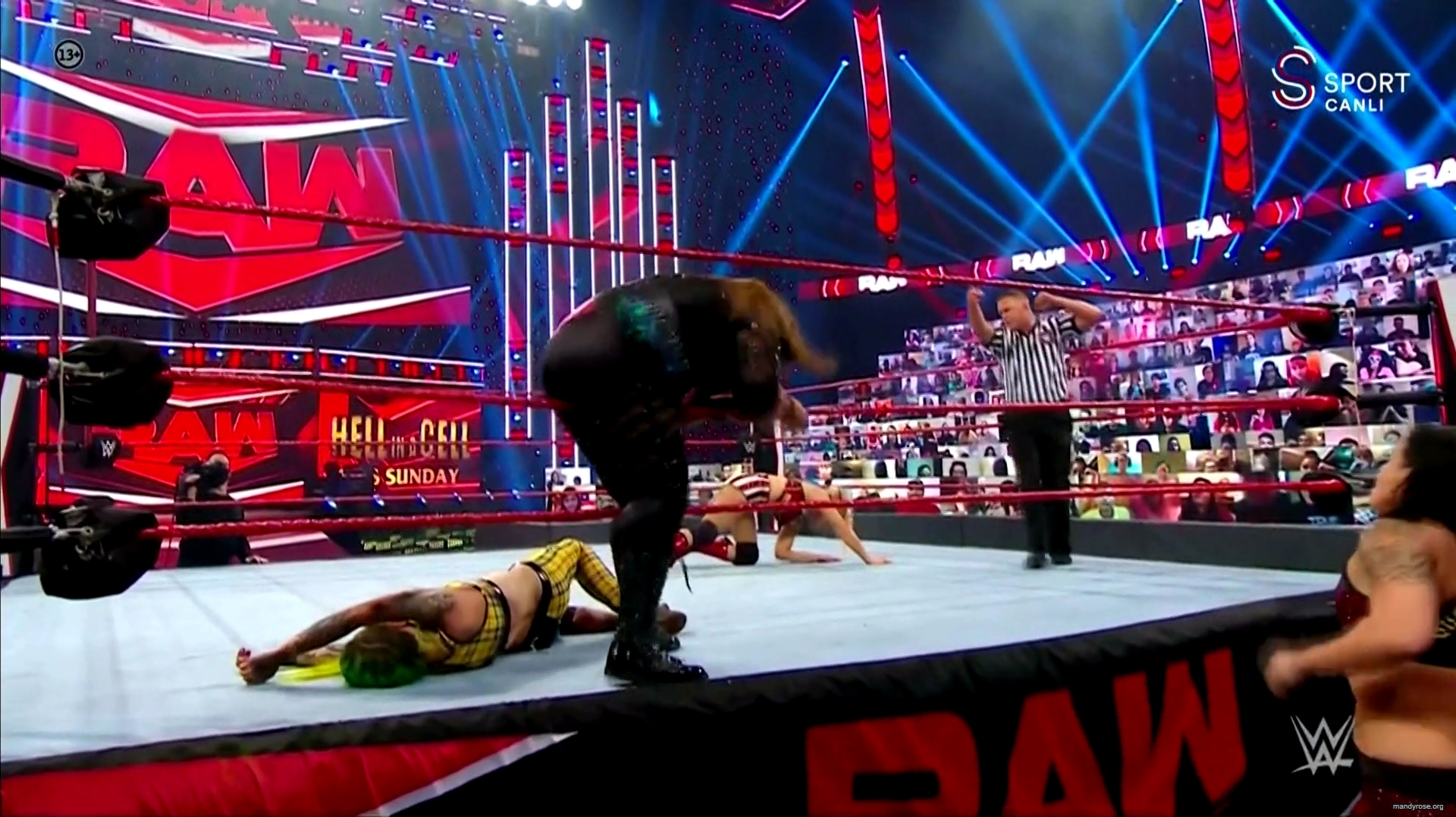 WWE_Monday_Night_Raw_2020_10_19_1080p_HDTV_x264-Star_mkv0449.jpg