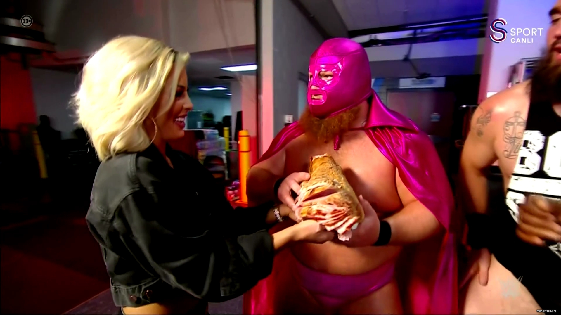 WWE_Monday_Night_Raw_2020_10_19_1080p_HDTV_x264-Star_mkv0501.jpg