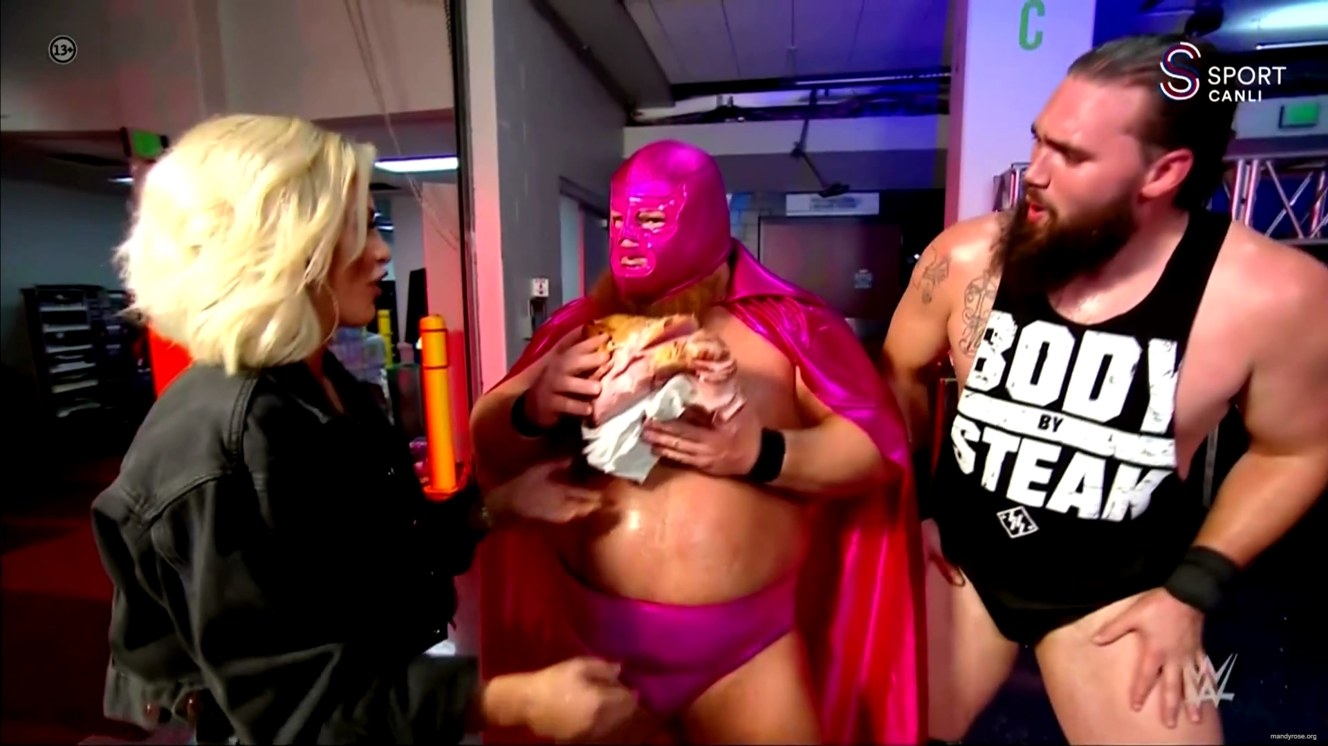 WWE_Monday_Night_Raw_2020_10_19_1080p_HDTV_x264-Star_mkv0502.jpg