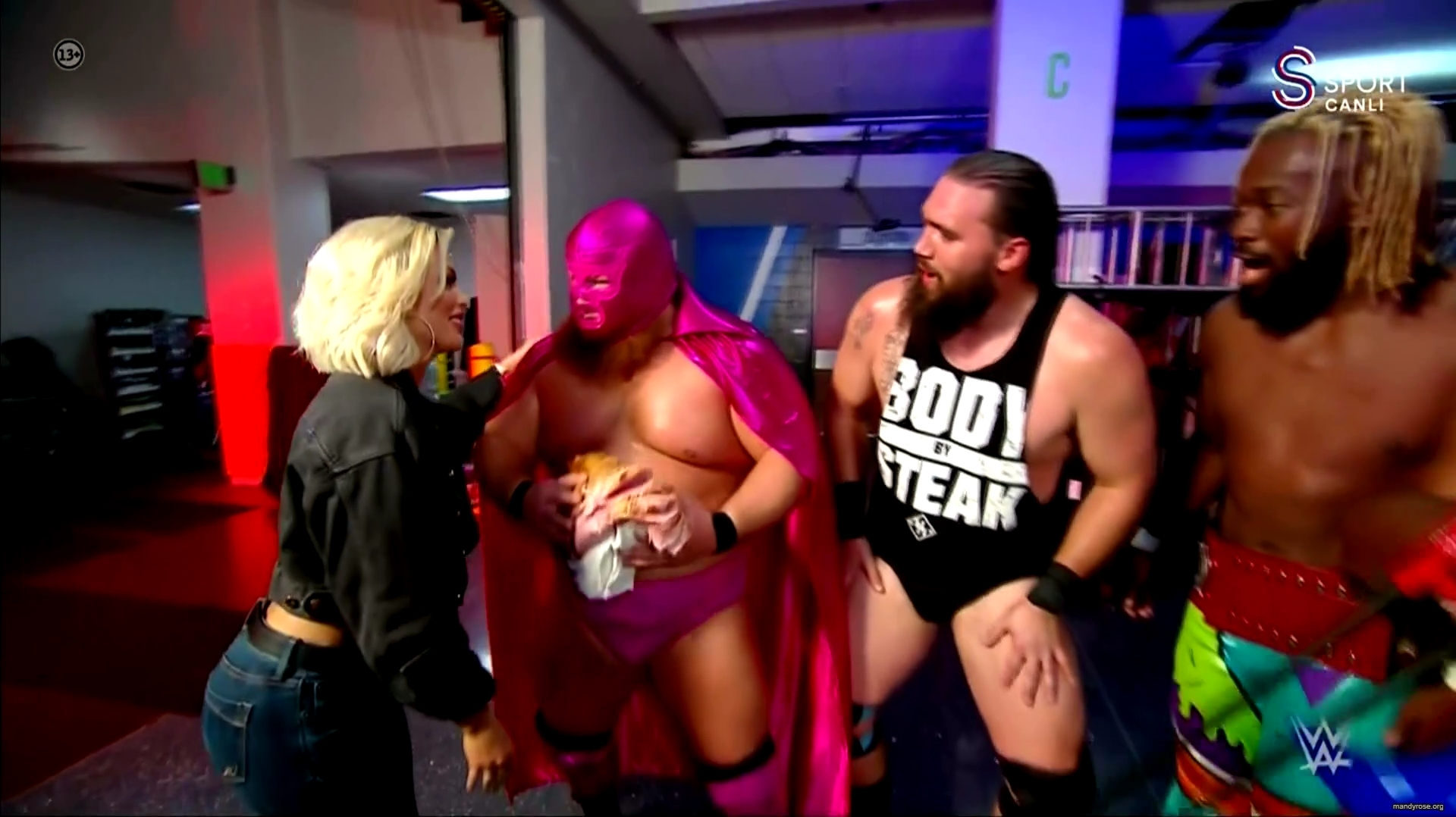 WWE_Monday_Night_Raw_2020_10_19_1080p_HDTV_x264-Star_mkv0503.jpg