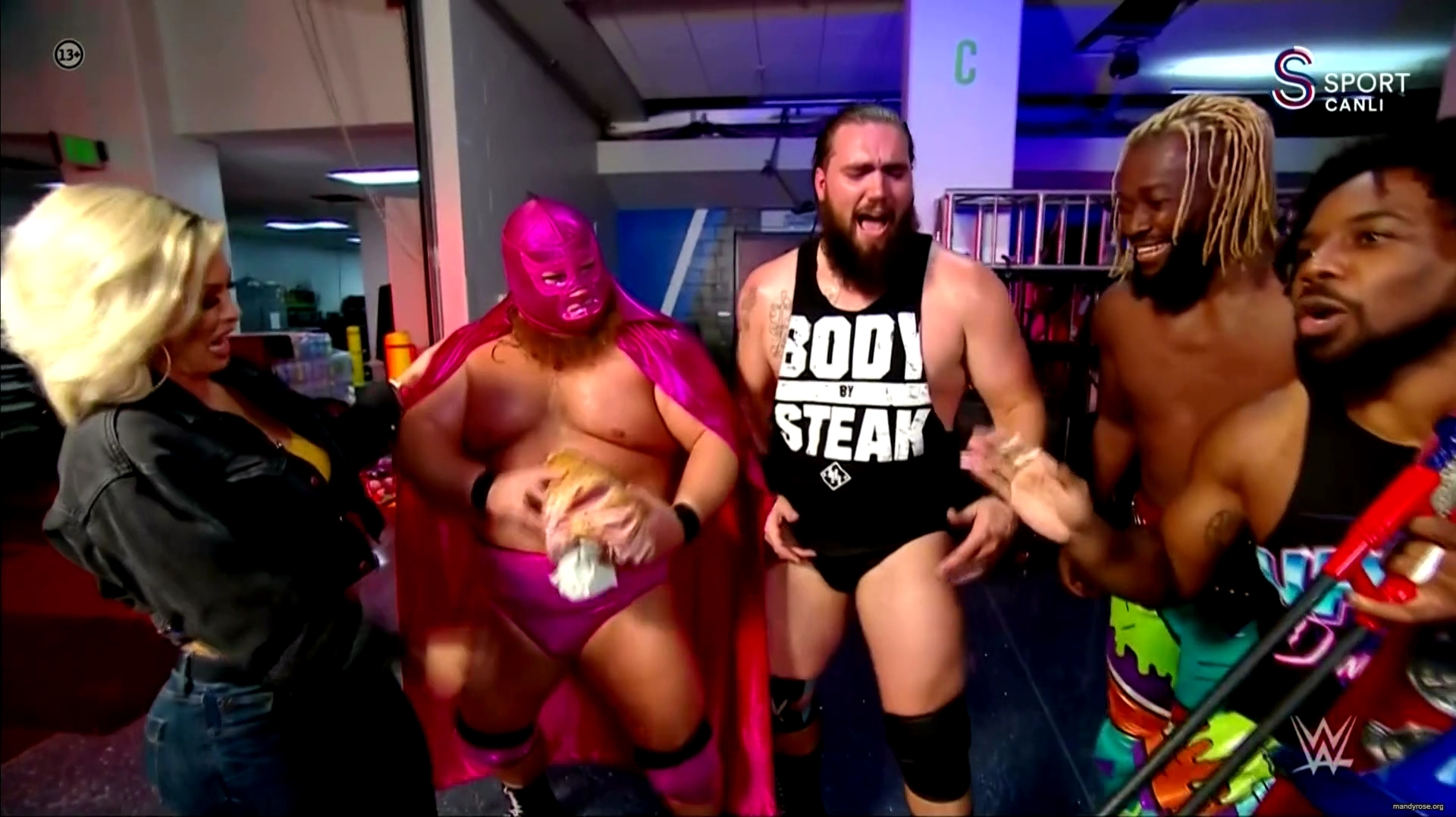 WWE_Monday_Night_Raw_2020_10_19_1080p_HDTV_x264-Star_mkv0506.jpg