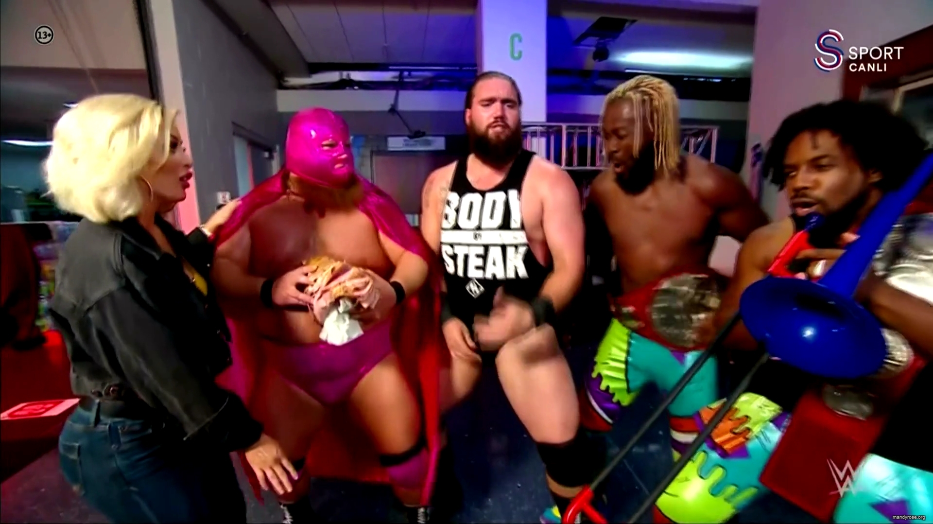 WWE_Monday_Night_Raw_2020_10_19_1080p_HDTV_x264-Star_mkv0509.jpg