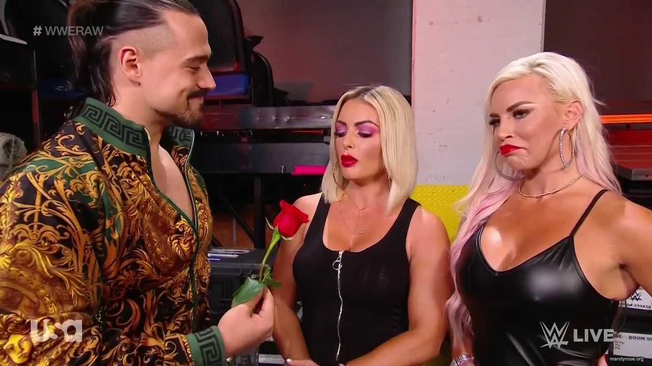 WWE_Monday_Night_Raw_2020_10_26_720p_HDTV_x264-NWCHD_mp40028.jpg