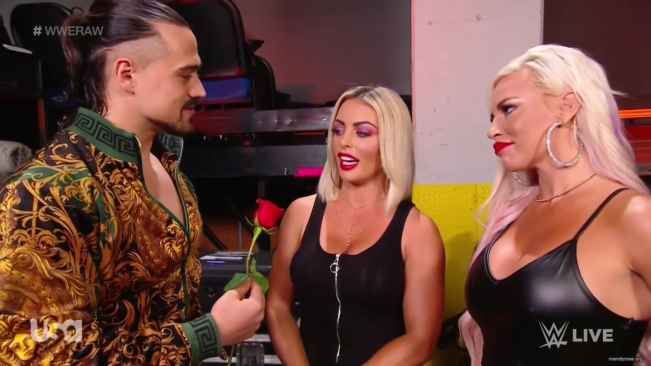 WWE_Monday_Night_Raw_2020_10_26_720p_HDTV_x264-NWCHD_mp40030.jpg