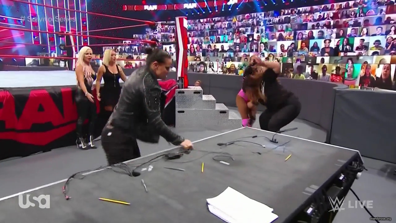WWE_Monday_Night_Raw_2020_10_26_720p_HDTV_x264-NWCHD_mp40689.jpg