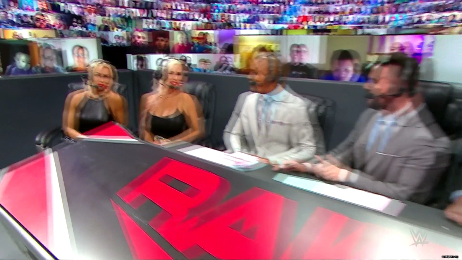 WWE_Monday_Night_Raw_2020_11_09_1080p_HDTV_x264-Srar_mkv0053.jpg