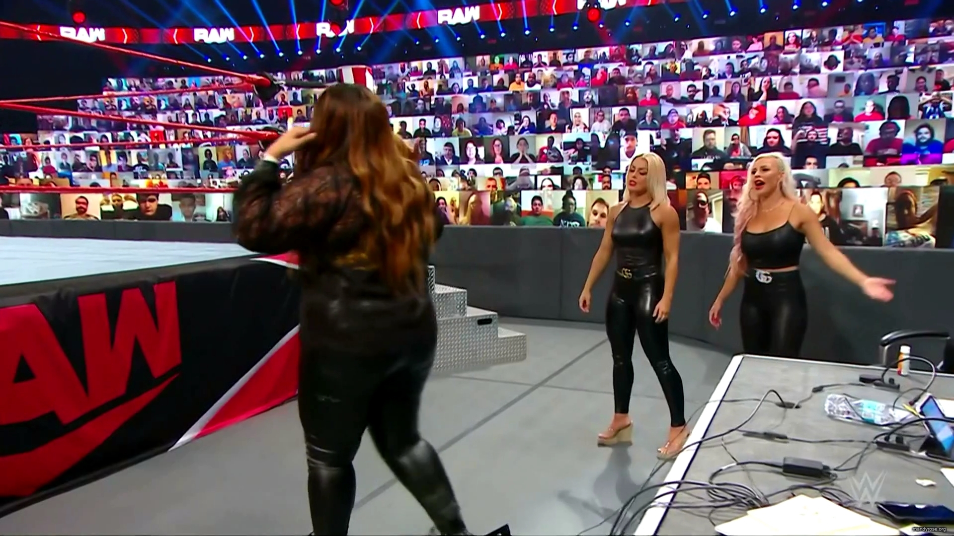WWE_Monday_Night_Raw_2020_11_09_1080p_HDTV_x264-Srar_mkv0173.jpg