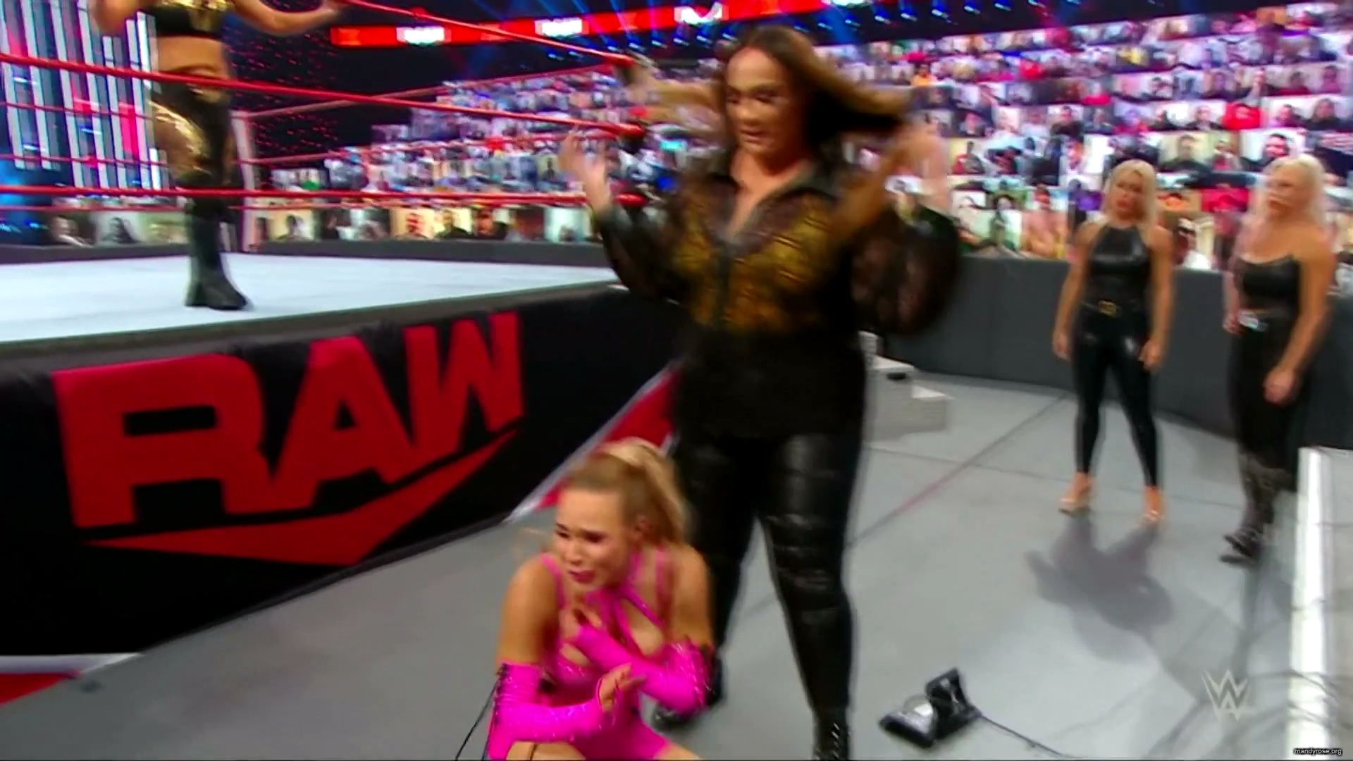 WWE_Monday_Night_Raw_2020_11_09_1080p_HDTV_x264-Srar_mkv0182.jpg