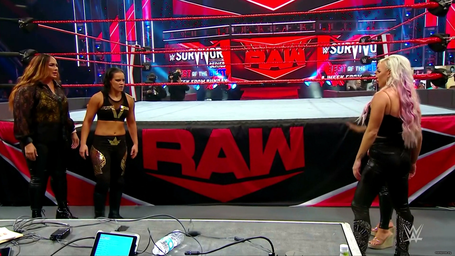 WWE_Monday_Night_Raw_2020_11_09_1080p_HDTV_x264-Srar_mkv0210.jpg