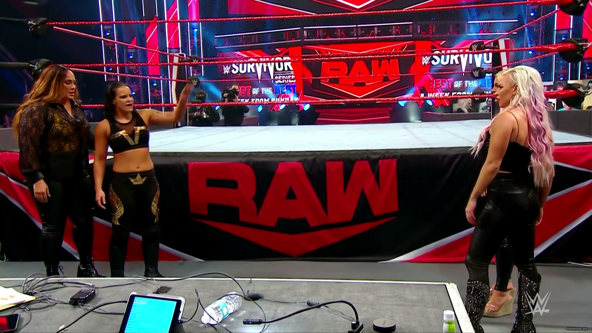 WWE_Monday_Night_Raw_2020_11_09_1080p_HDTV_x264-Srar_mkv0211.jpg