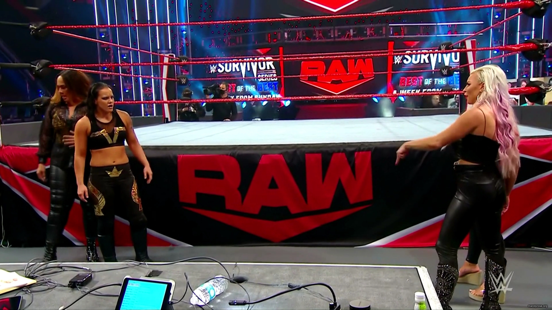 WWE_Monday_Night_Raw_2020_11_09_1080p_HDTV_x264-Srar_mkv0212.jpg