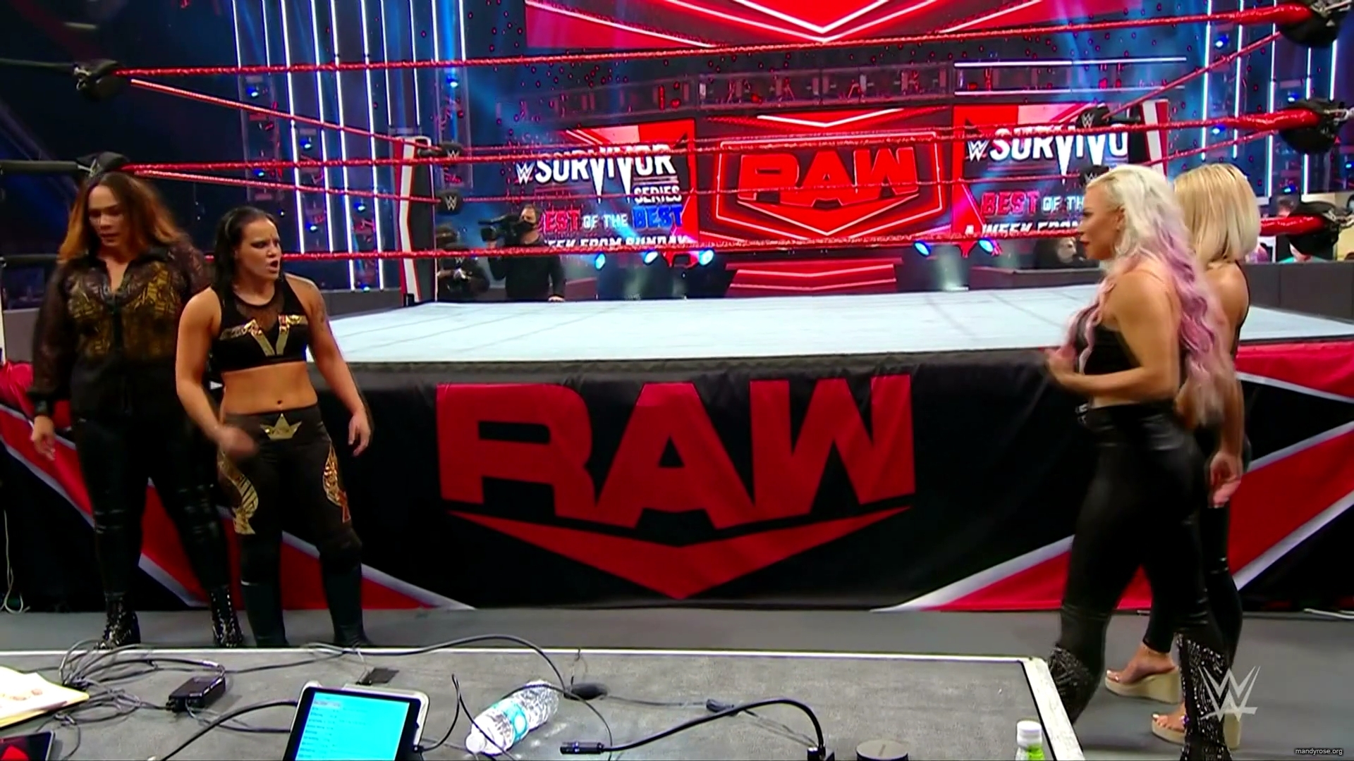 WWE_Monday_Night_Raw_2020_11_09_1080p_HDTV_x264-Srar_mkv0213.jpg