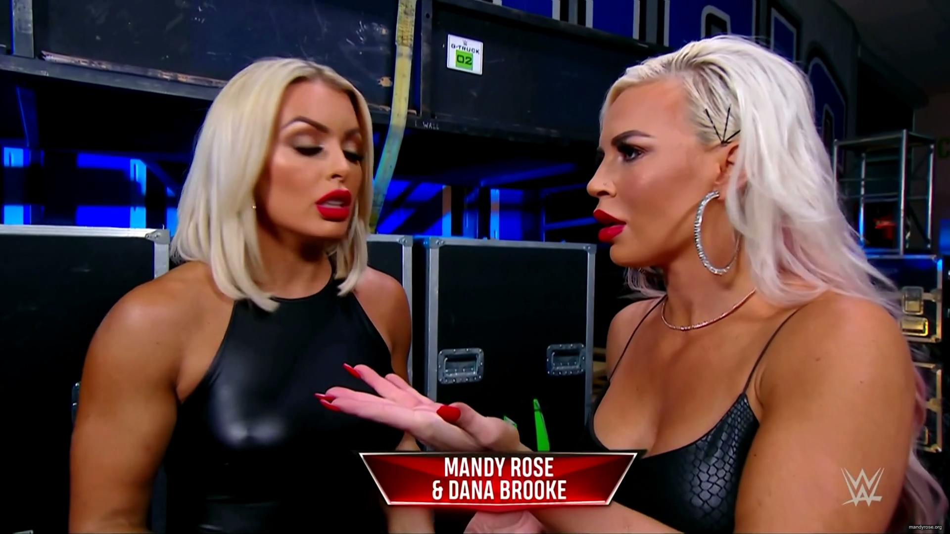 WWE_Monday_Night_Raw_2020_11_09_1080p_HDTV_x264-Srar_mkv0266.jpg