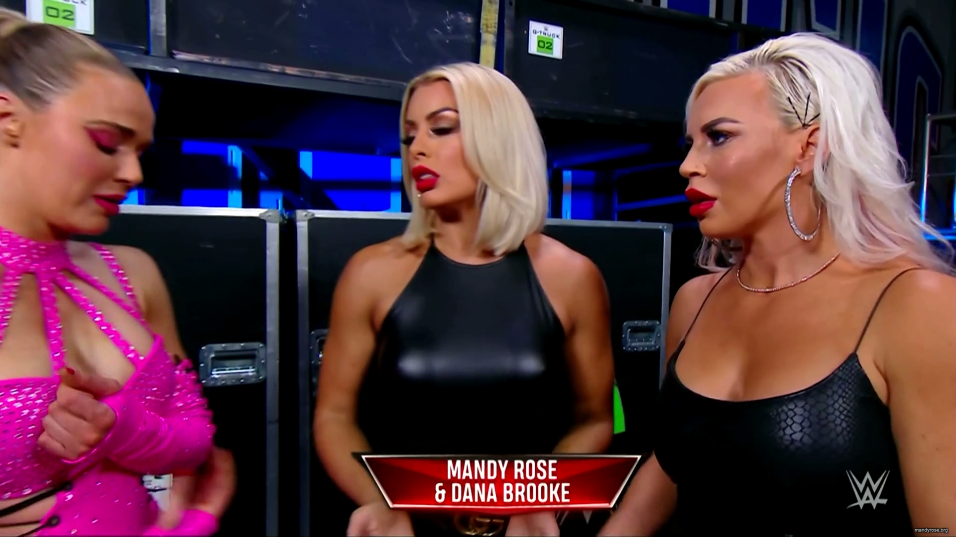 WWE_Monday_Night_Raw_2020_11_09_1080p_HDTV_x264-Srar_mkv0267.jpg