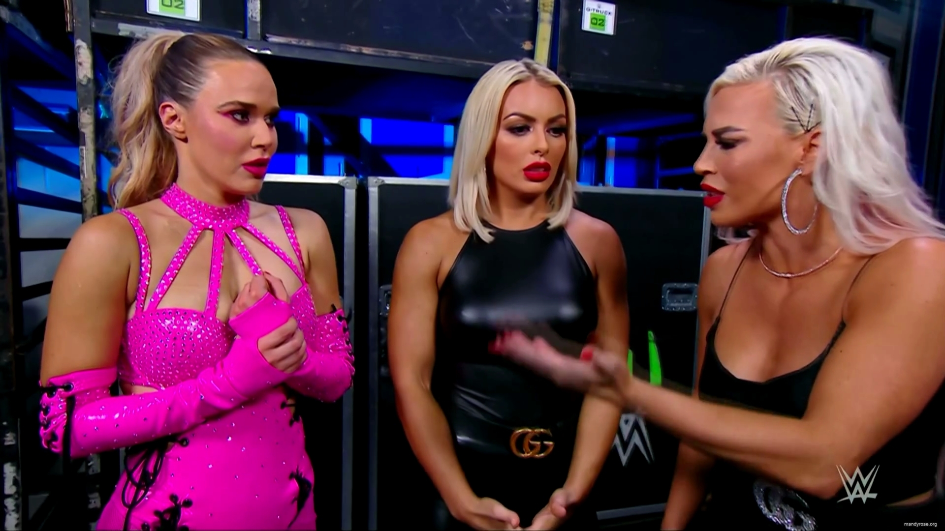 WWE_Monday_Night_Raw_2020_11_09_1080p_HDTV_x264-Srar_mkv0273.jpg