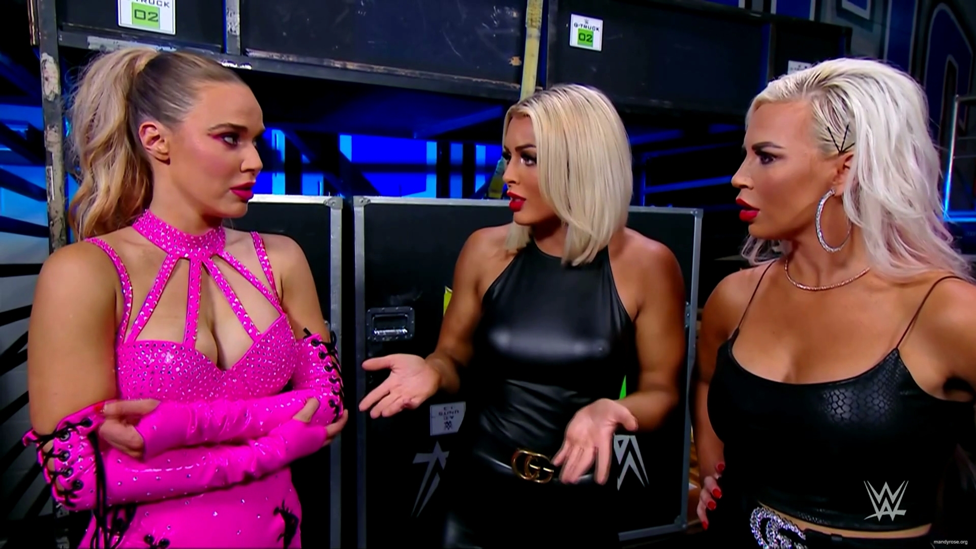 WWE_Monday_Night_Raw_2020_11_09_1080p_HDTV_x264-Srar_mkv0283.jpg