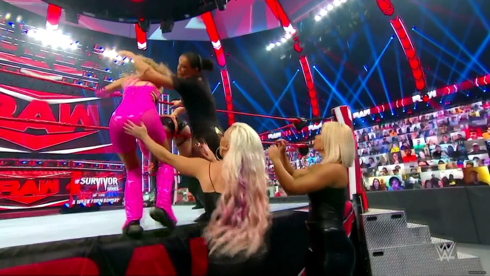 WWE_Monday_Night_Raw_2020_11_09_1080p_HDTV_x264-Srar_mkv0591.jpg