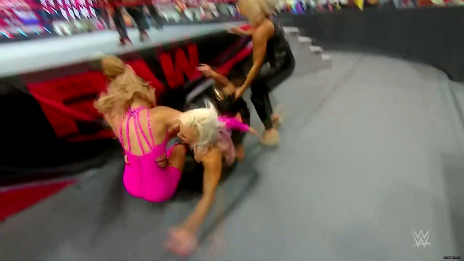 WWE_Monday_Night_Raw_2020_11_09_1080p_HDTV_x264-Srar_mkv0592.jpg