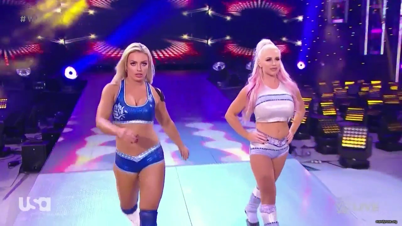 WWE_Monday_Night_Raw_2020_11_16_720p_HDTV_x264-NWCHD_mp41168.jpg
