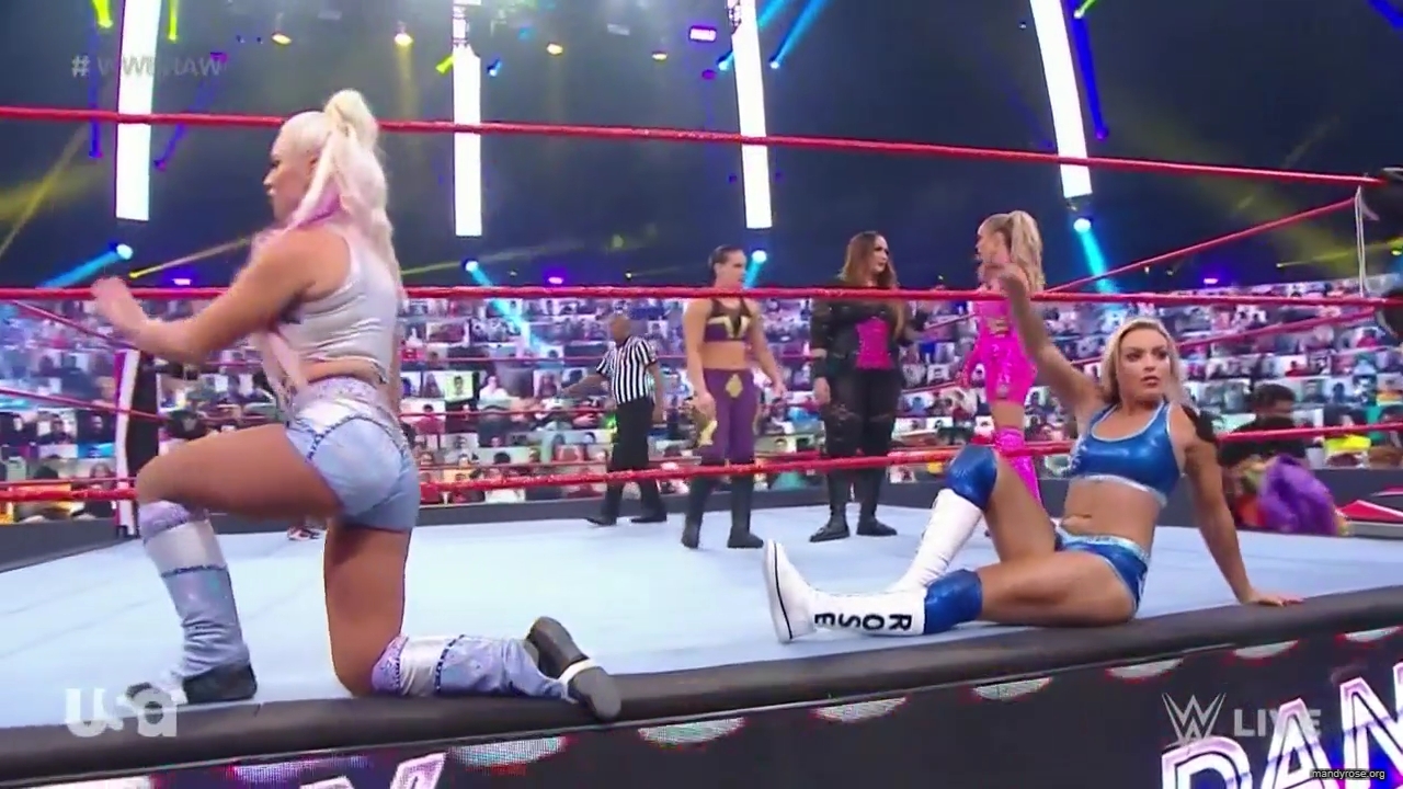 WWE_Monday_Night_Raw_2020_11_16_720p_HDTV_x264-NWCHD_mp41179.jpg