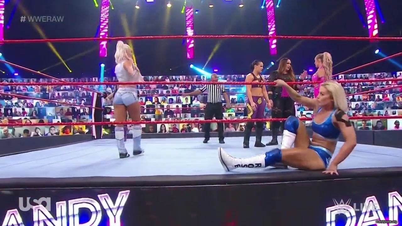 WWE_Monday_Night_Raw_2020_11_16_720p_HDTV_x264-NWCHD_mp41182.jpg