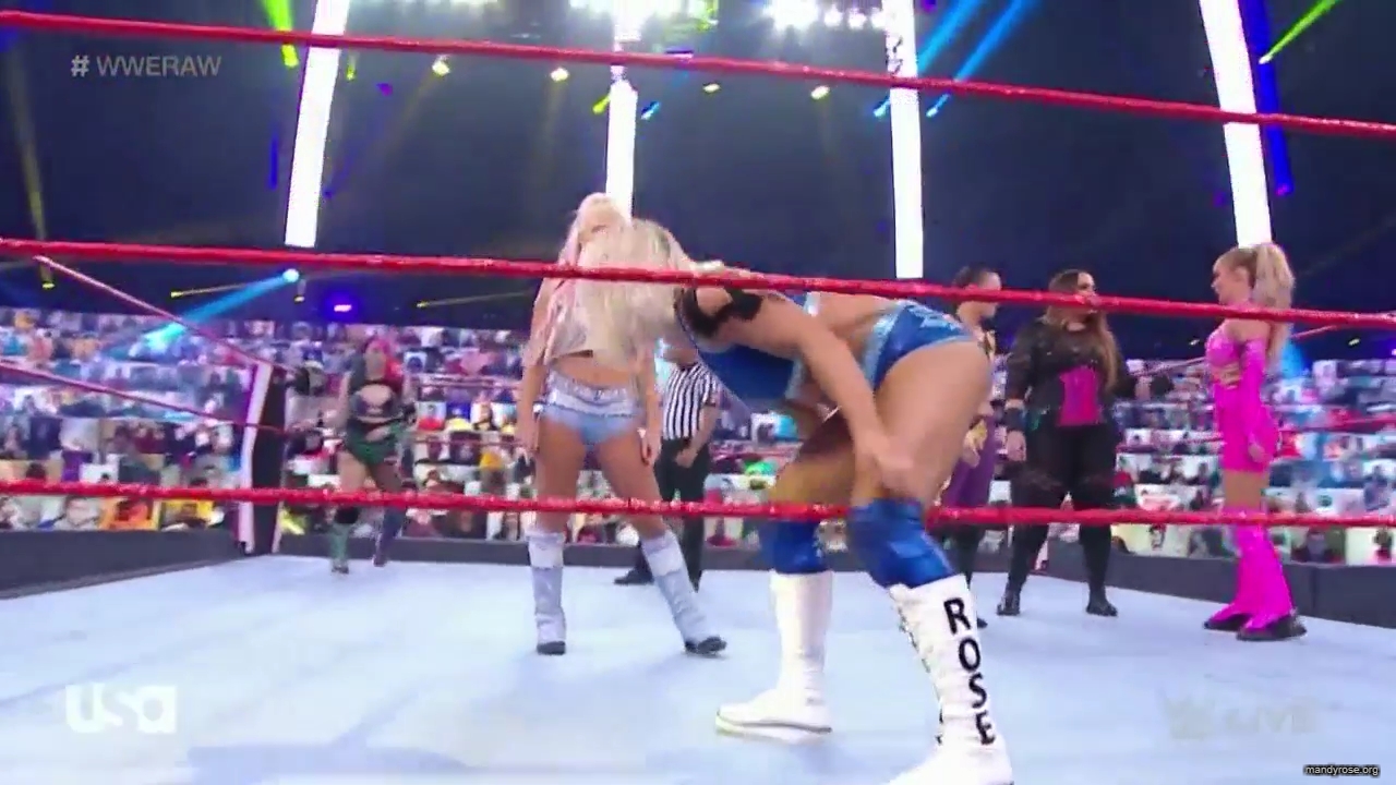 WWE_Monday_Night_Raw_2020_11_16_720p_HDTV_x264-NWCHD_mp41185.jpg