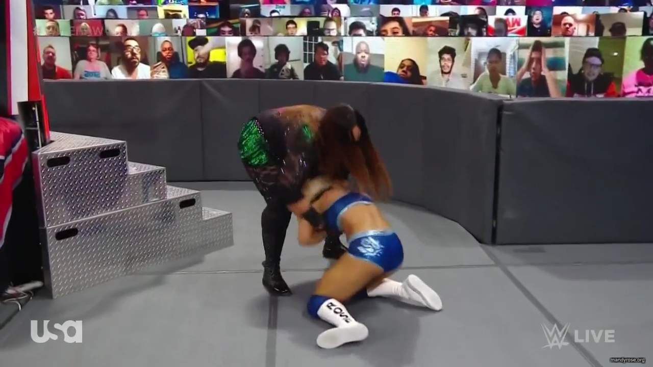 WWE_Monday_Night_Raw_2020_11_16_720p_HDTV_x264-NWCHD_mp41252.jpg
