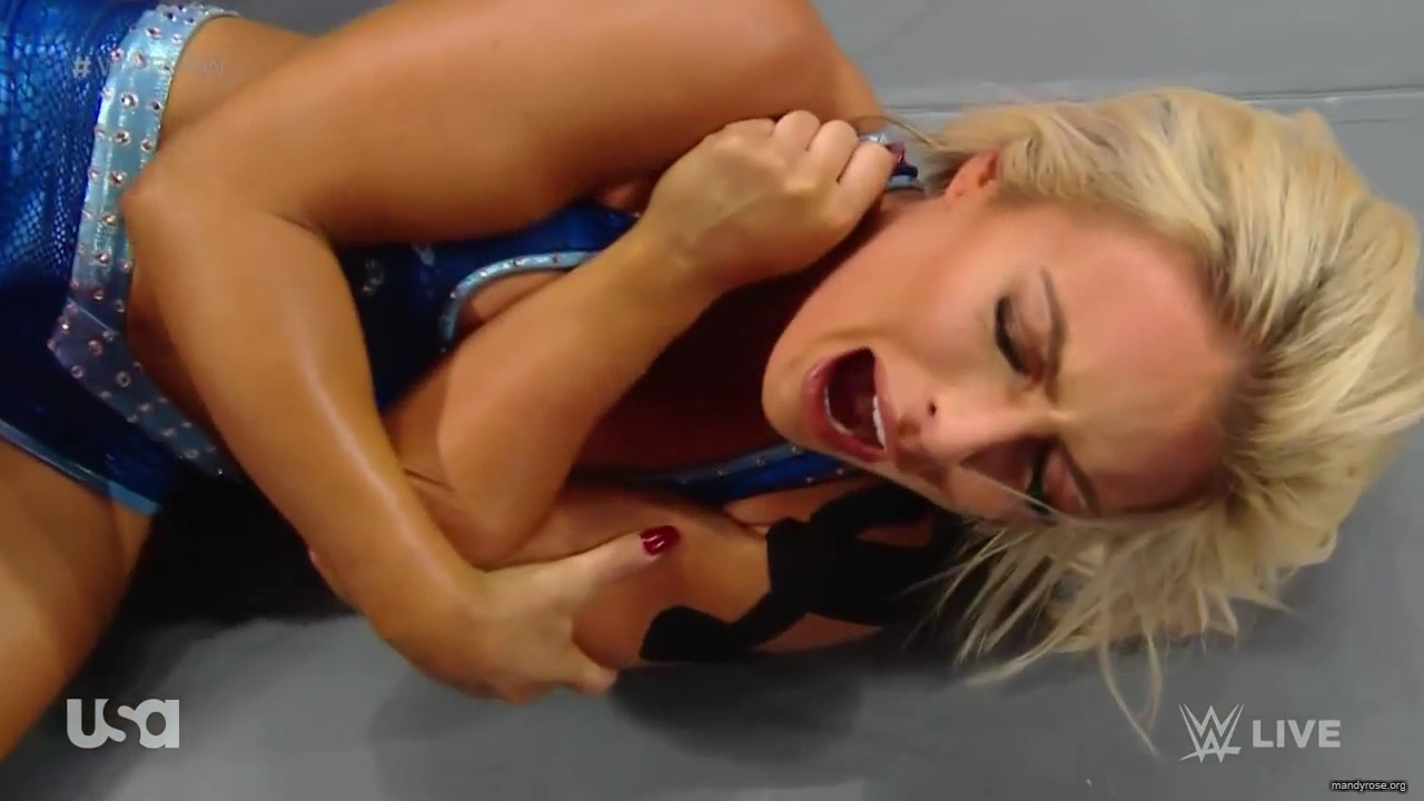 WWE_Monday_Night_Raw_2020_11_16_720p_HDTV_x264-NWCHD_mp41267.jpg