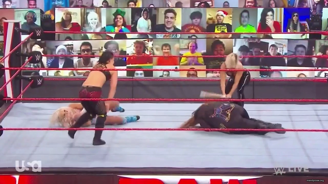 WWE_Monday_Night_Raw_2020_12_14_720p_HDTV_x264-NWCHD_mp40125.jpg