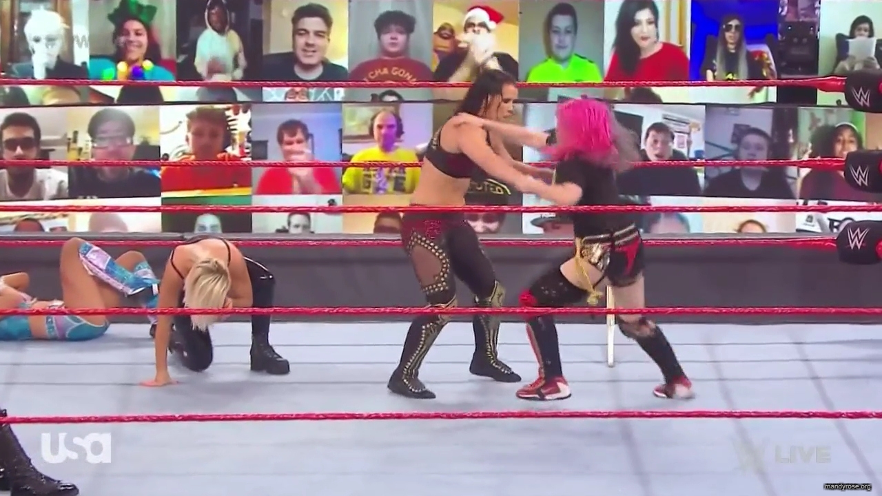 WWE_Monday_Night_Raw_2020_12_14_720p_HDTV_x264-NWCHD_mp40140.jpg