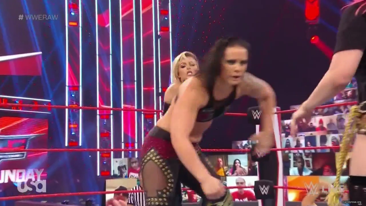 WWE_Monday_Night_Raw_2020_12_14_720p_HDTV_x264-NWCHD_mp40144.jpg