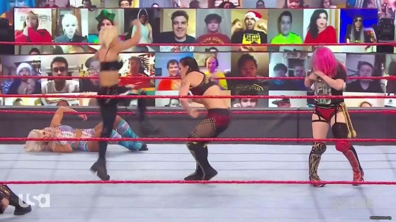 WWE_Monday_Night_Raw_2020_12_14_720p_HDTV_x264-NWCHD_mp40146.jpg