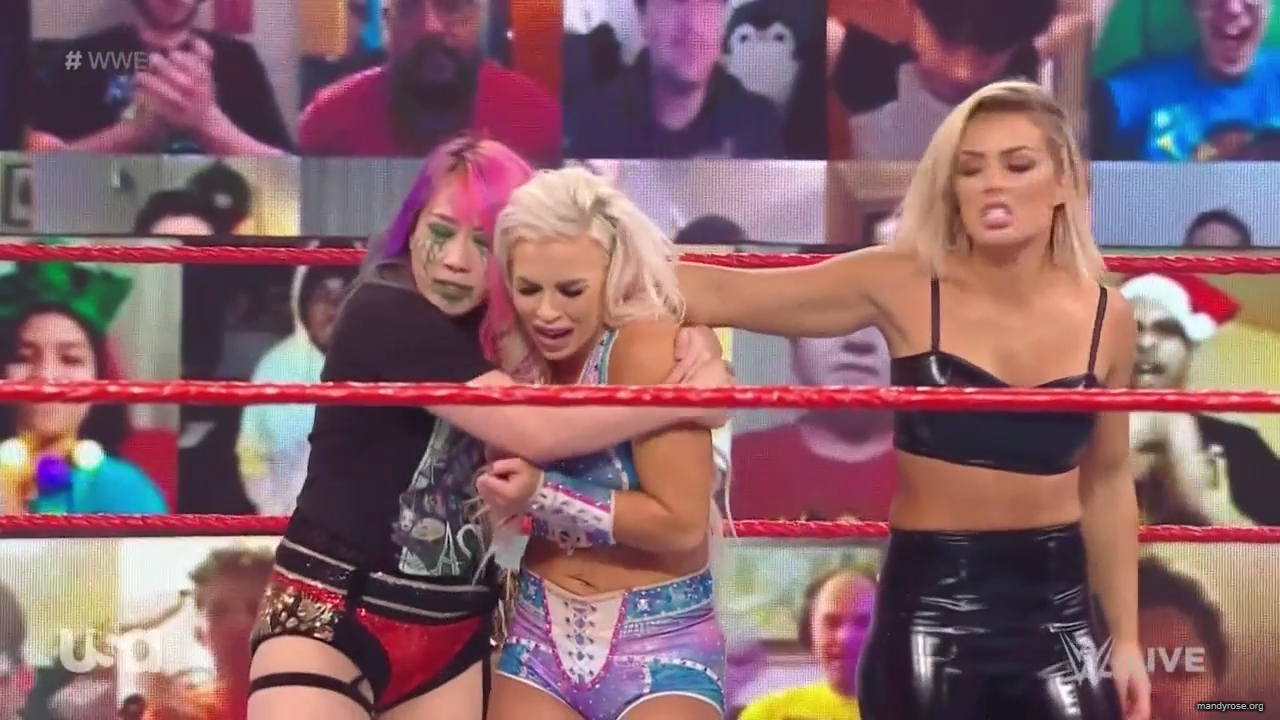 WWE_Monday_Night_Raw_2020_12_14_720p_HDTV_x264-NWCHD_mp40164.jpg
