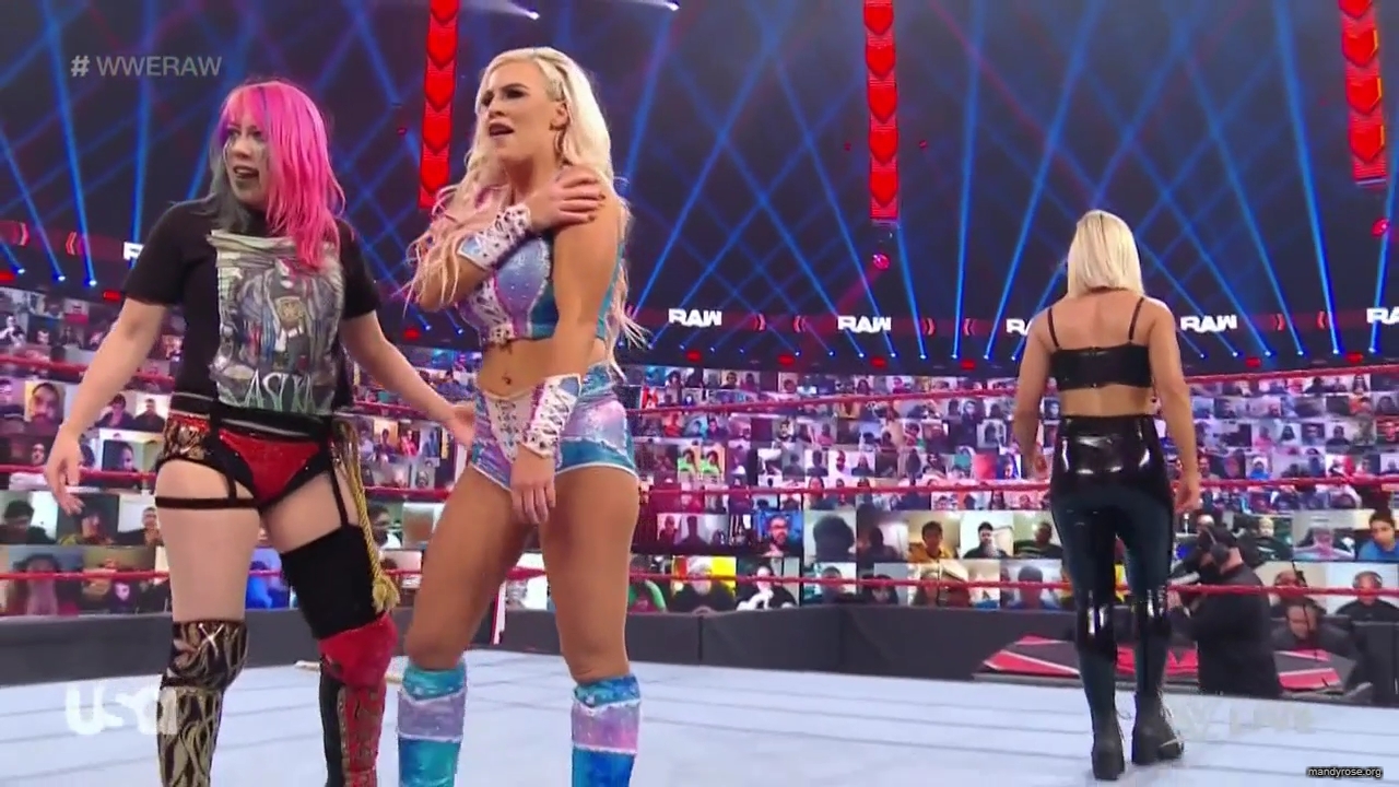 WWE_Monday_Night_Raw_2020_12_14_720p_HDTV_x264-NWCHD_mp40189.jpg