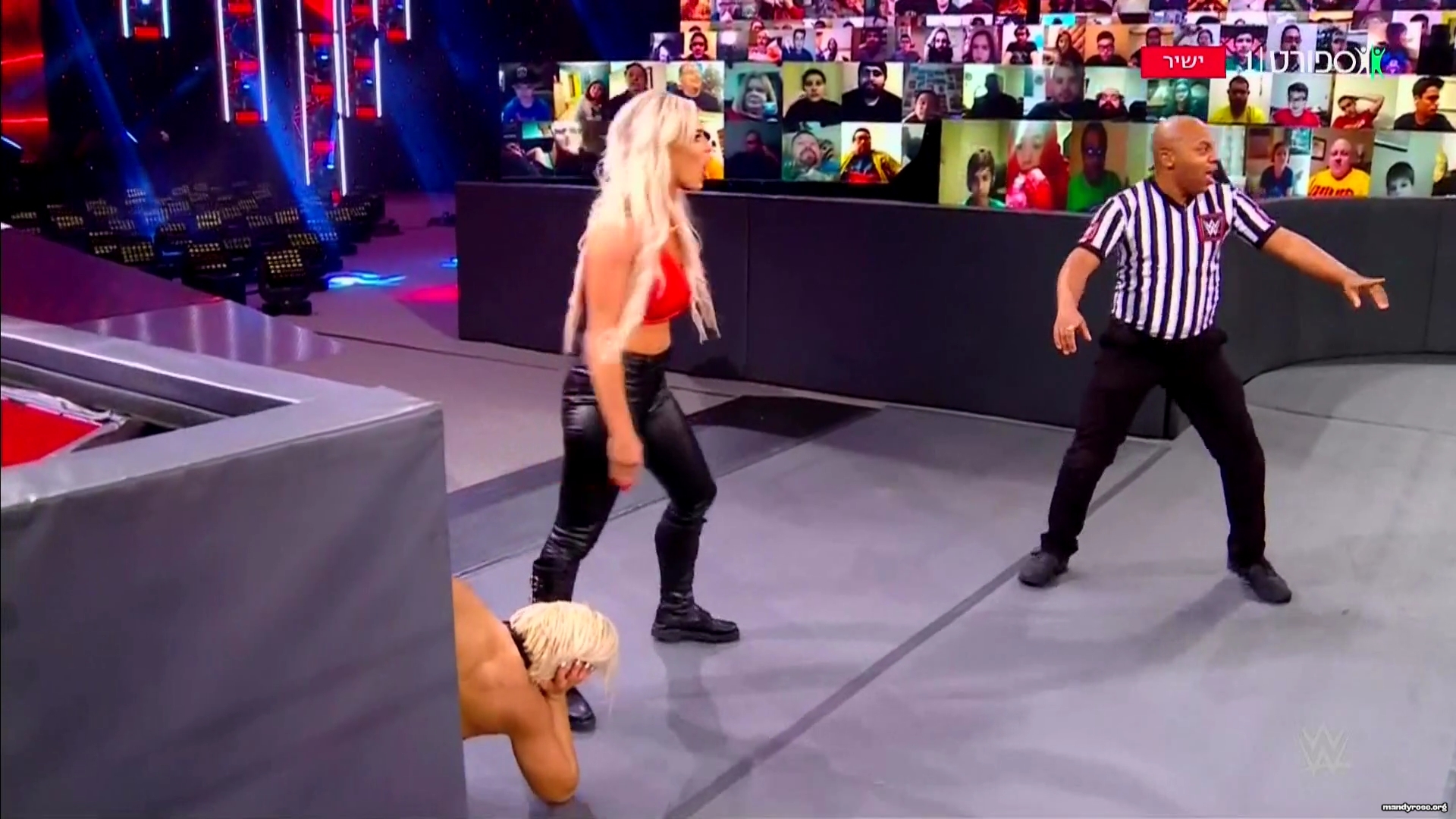 WWE_Monday_Night_Raw_2021_01_04_1080p_HDTV_x264-Star_mkv0076.jpg