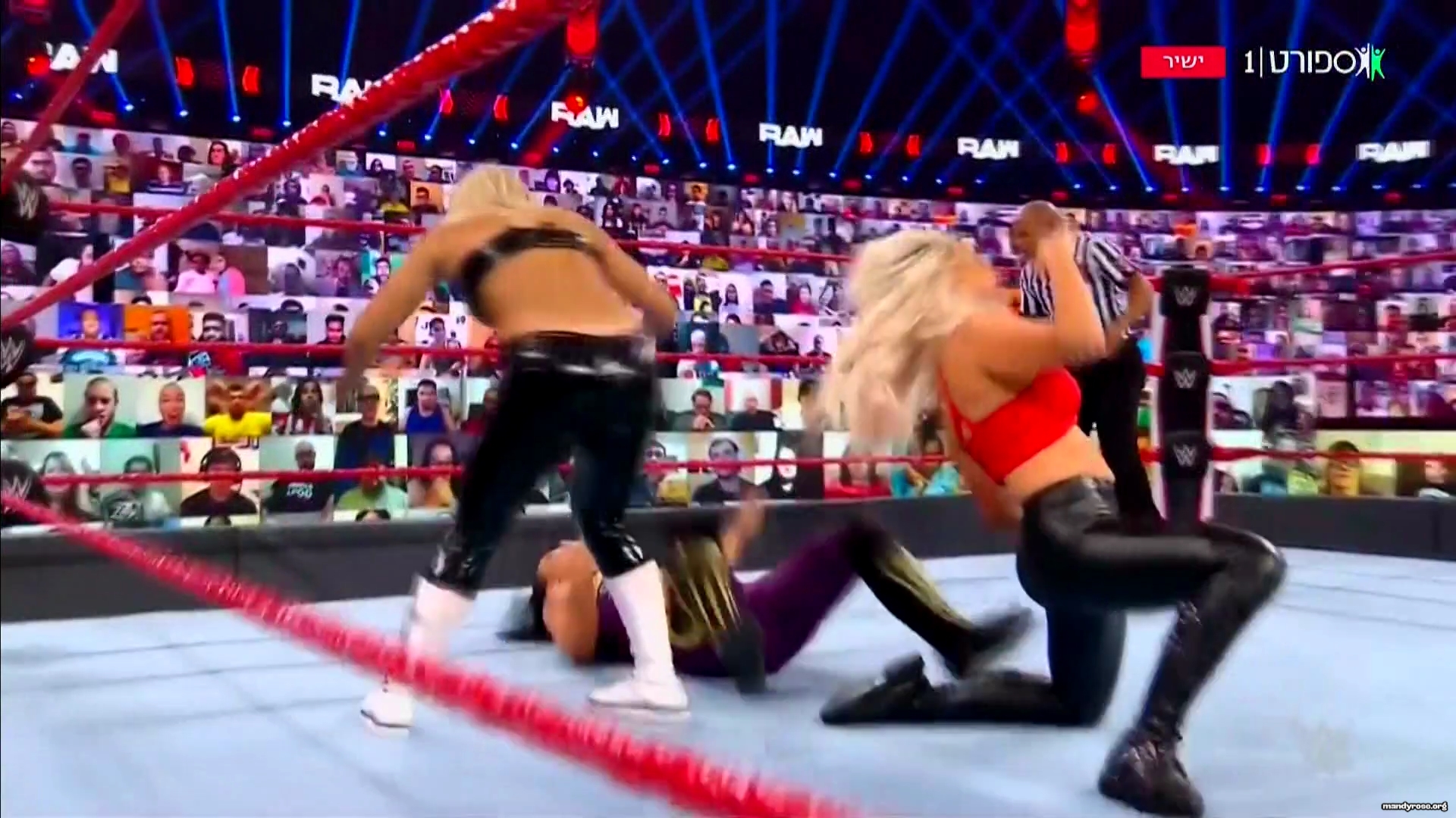 WWE_Monday_Night_Raw_2021_01_04_1080p_HDTV_x264-Star_mkv0150.jpg