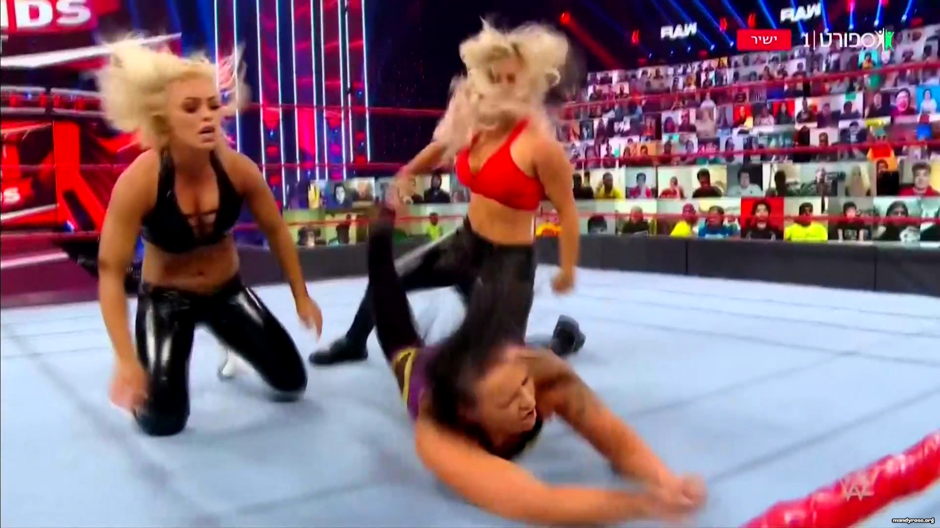 WWE_Monday_Night_Raw_2021_01_04_1080p_HDTV_x264-Star_mkv0167.jpg
