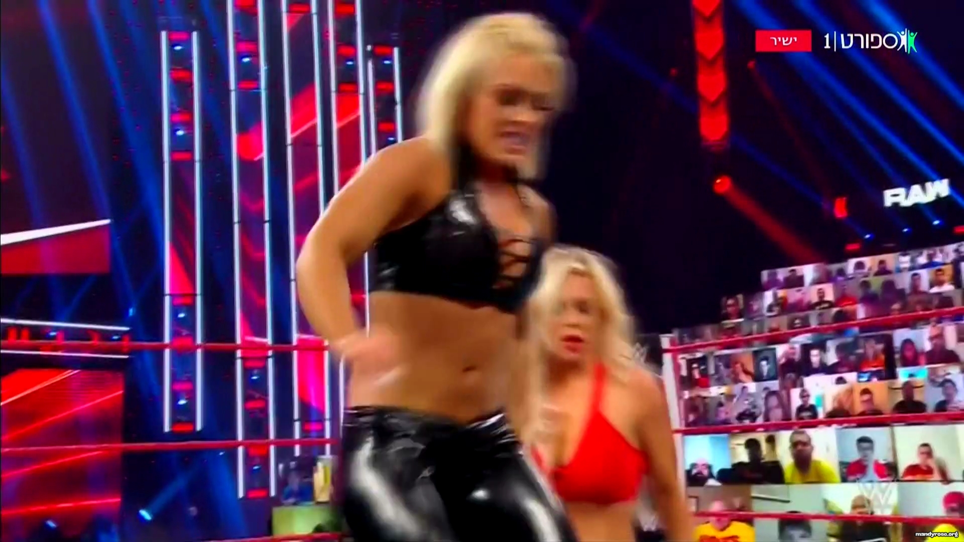 WWE_Monday_Night_Raw_2021_01_04_1080p_HDTV_x264-Star_mkv0169.jpg