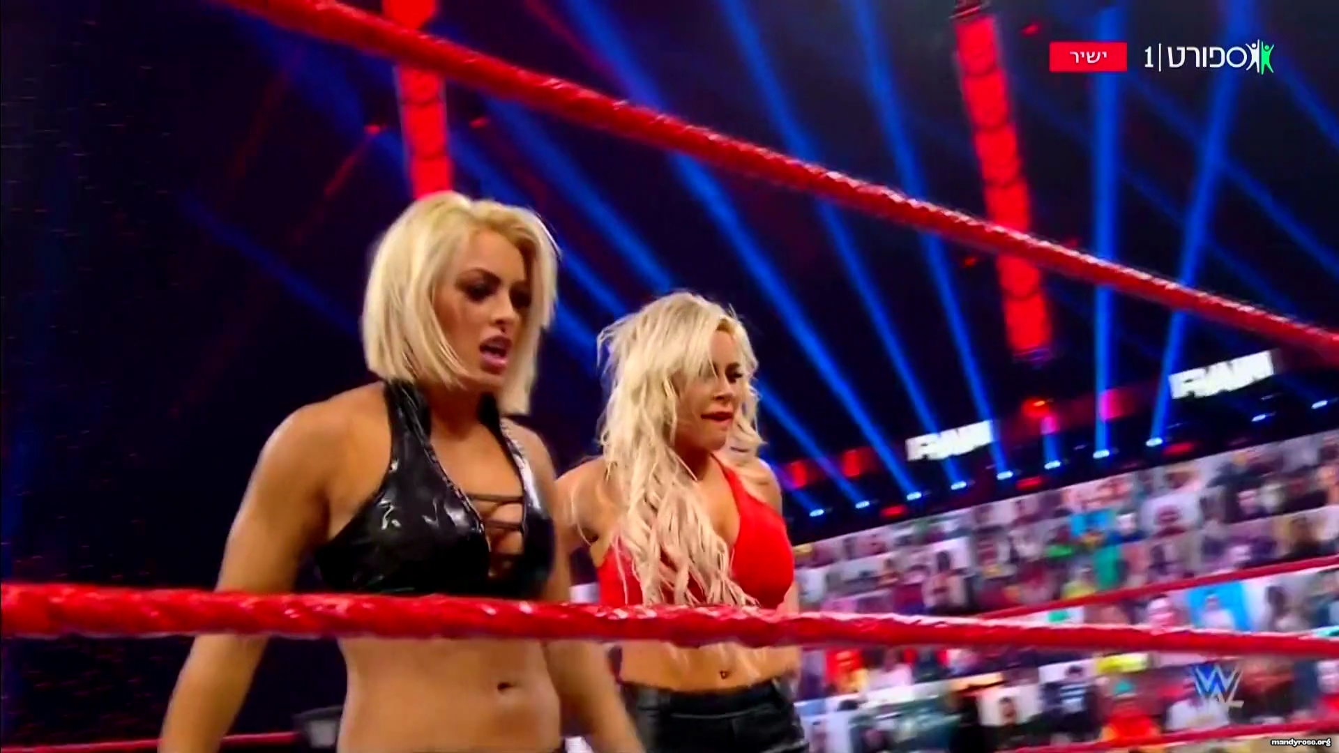 WWE_Monday_Night_Raw_2021_01_04_1080p_HDTV_x264-Star_mkv0176.jpg